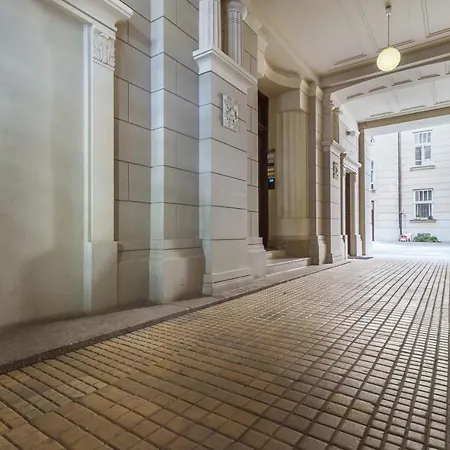 Rent Like Emilii Plater 25 Apartment